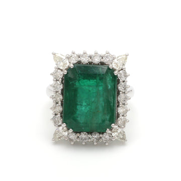Big Emerald Cut Emerald Vintage Ring Gold