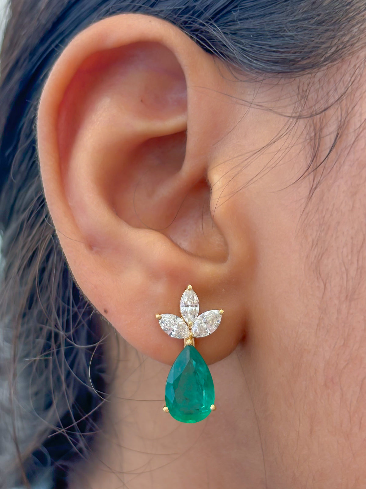 Diamond Emerald Earrings