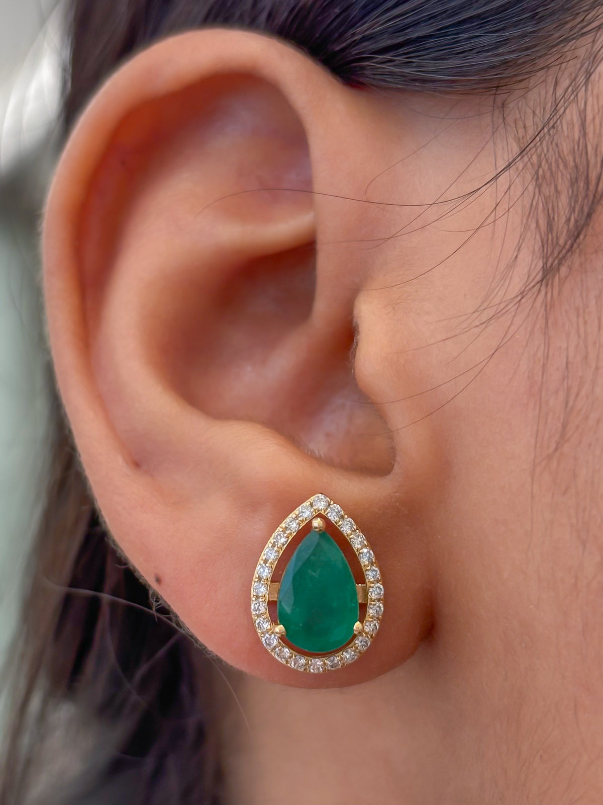 Emerald Diamond Earrings