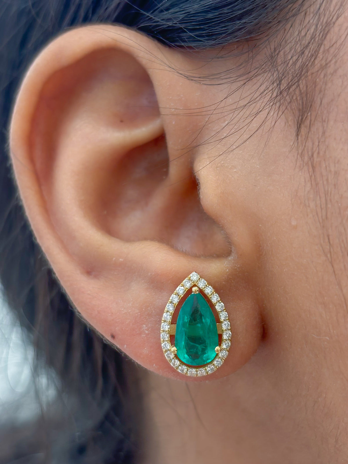 Emerald Diamond Earrings