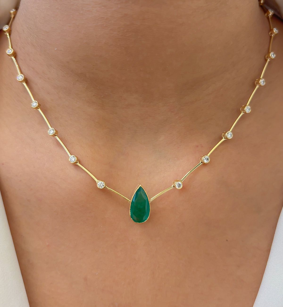 Emerald Diamond Necklace