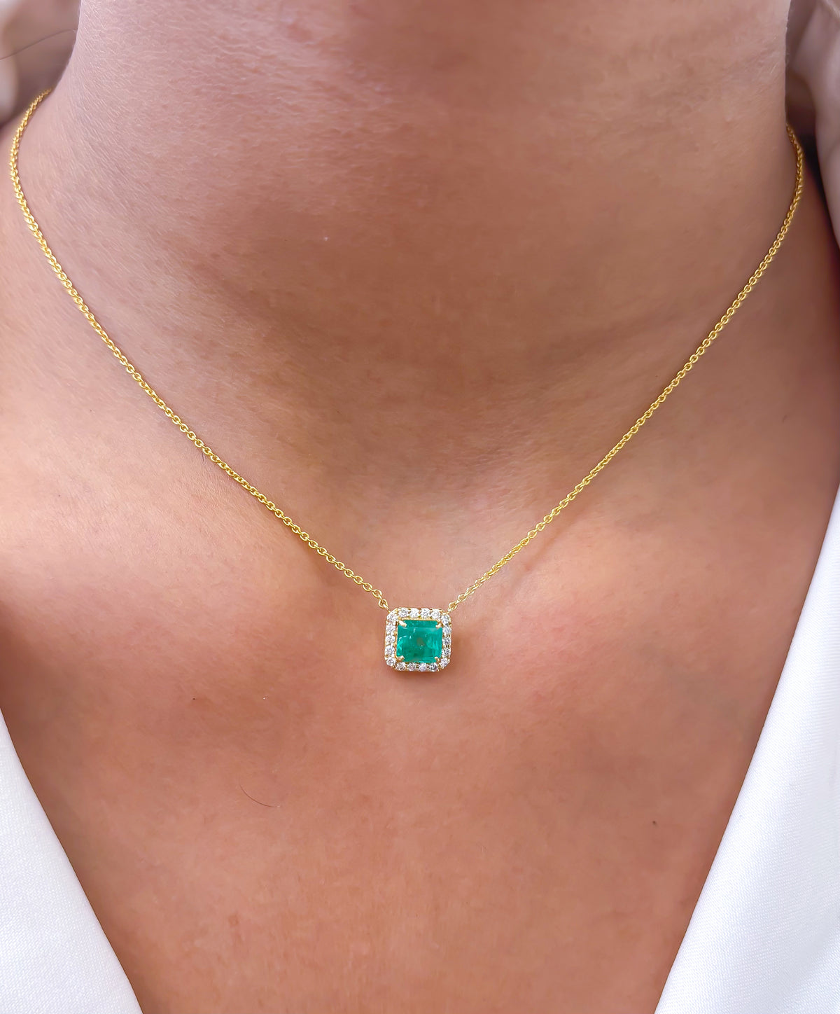 Colombian Emerald Diamond Necklace