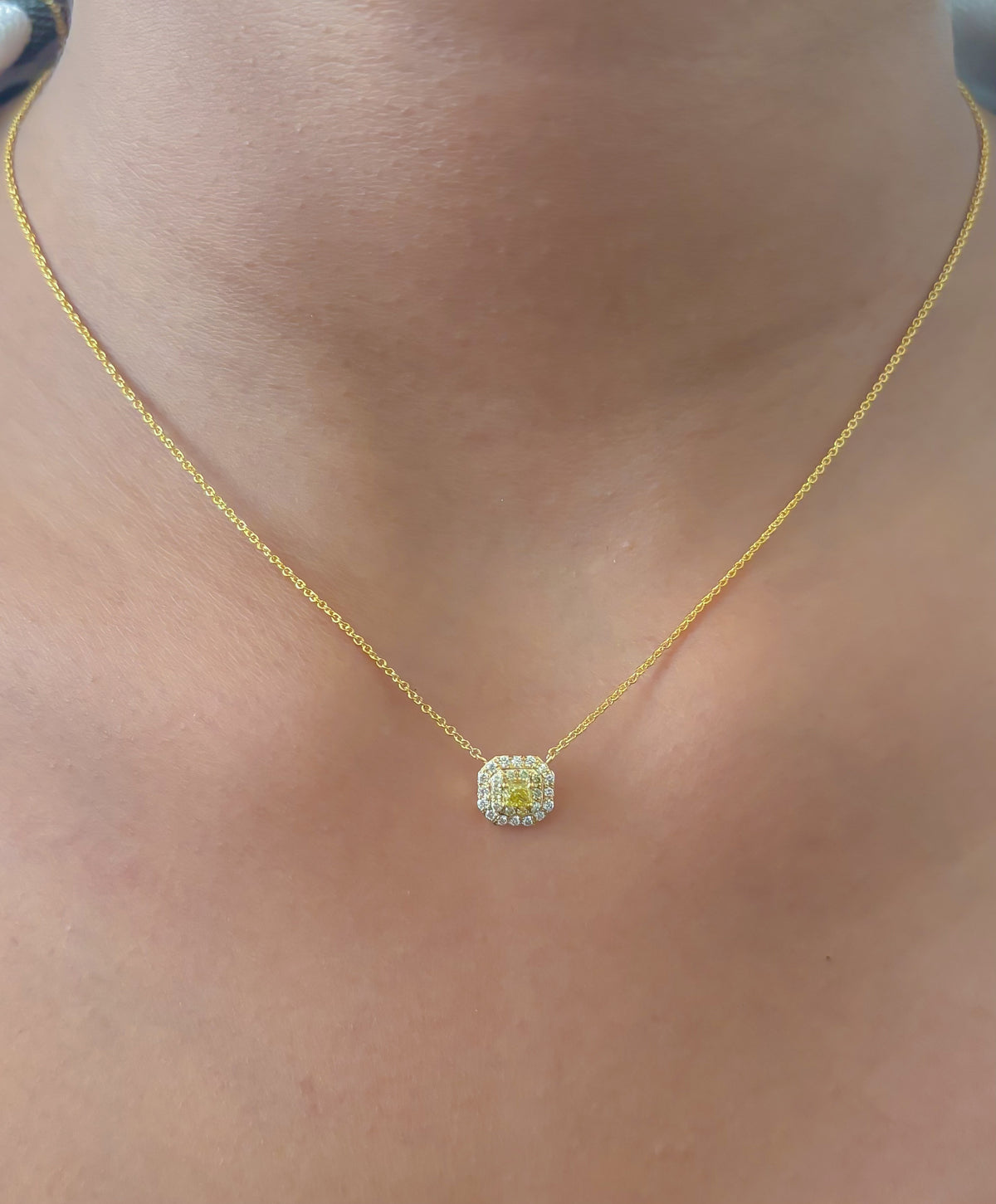 Yellow Diamond Diamond Necklace