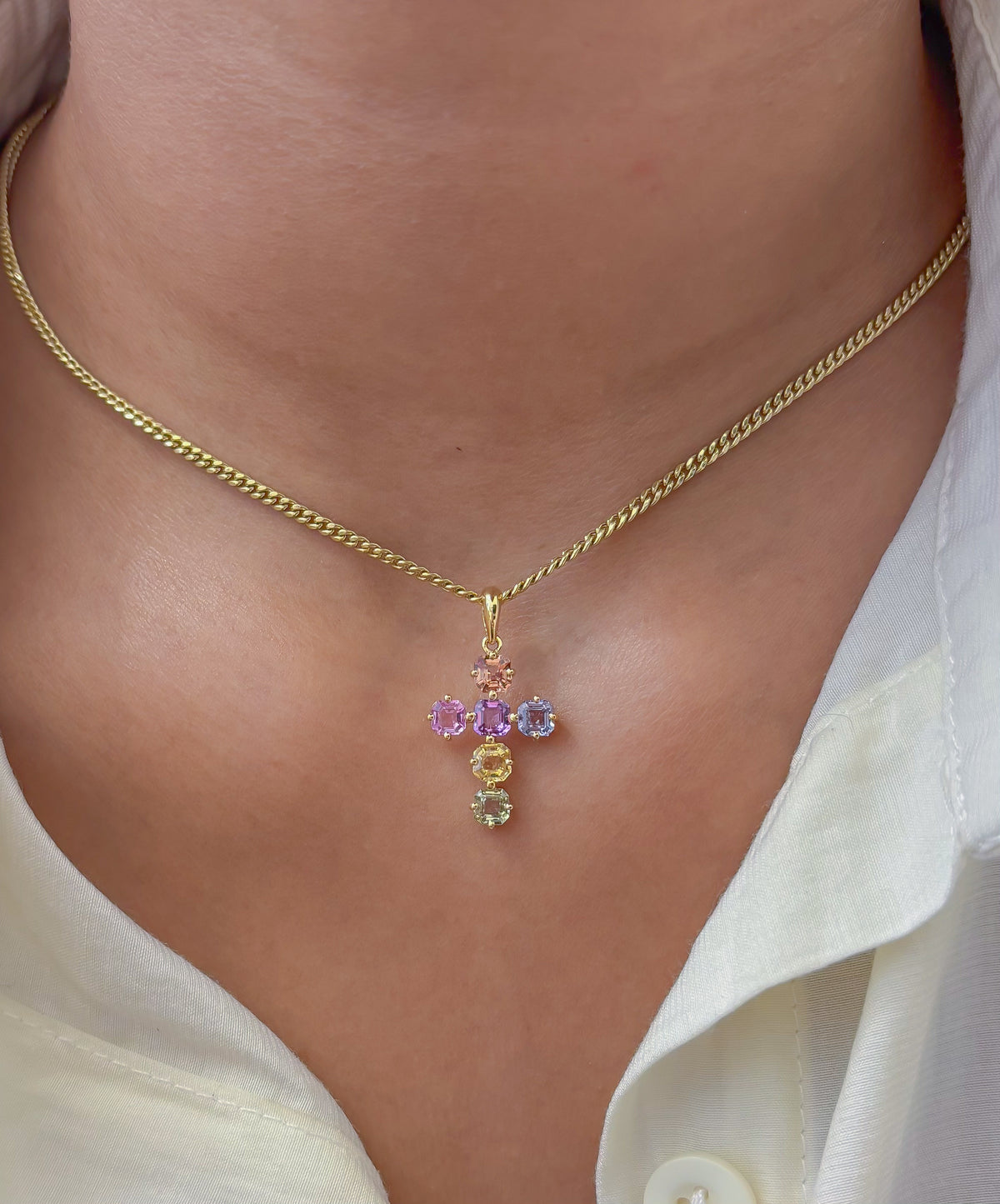 Rainbow Sapphire Pendant