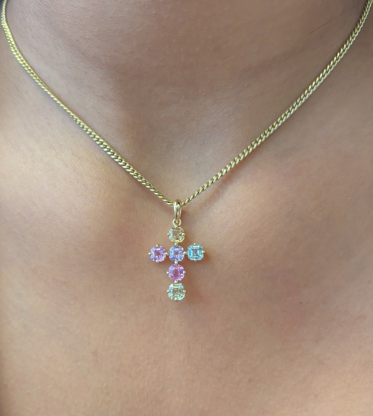 Rainbow Sapphire Pendant