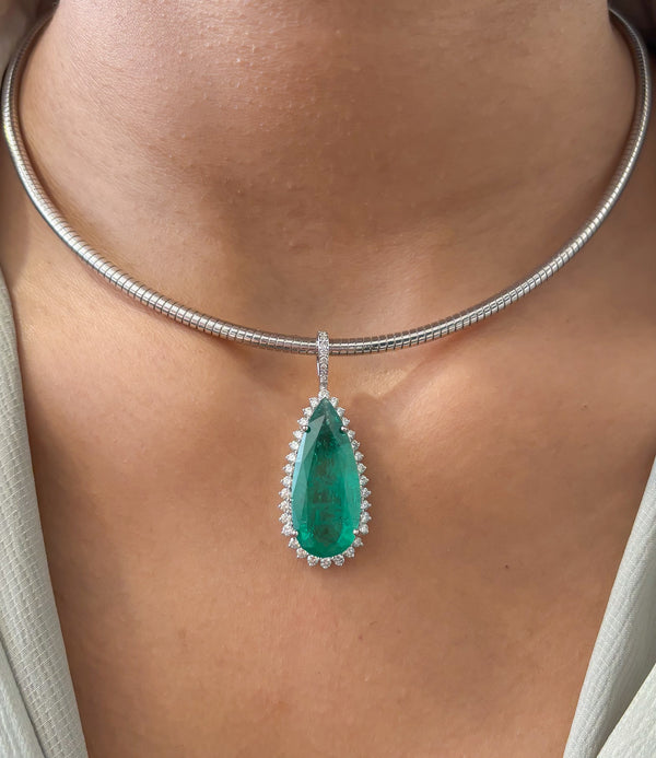 Emerald Diamond Pendant