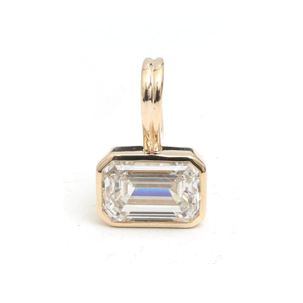 Lab Grown Diamond Pendant