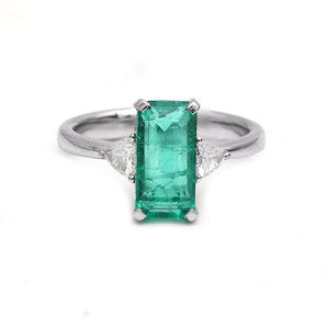 Emerald Diamond Ring