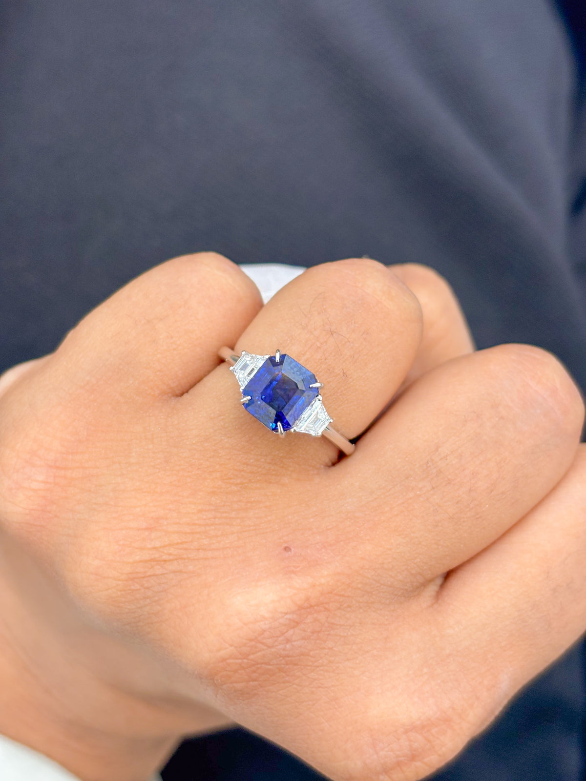 Blue Sapphire Diamond Ring