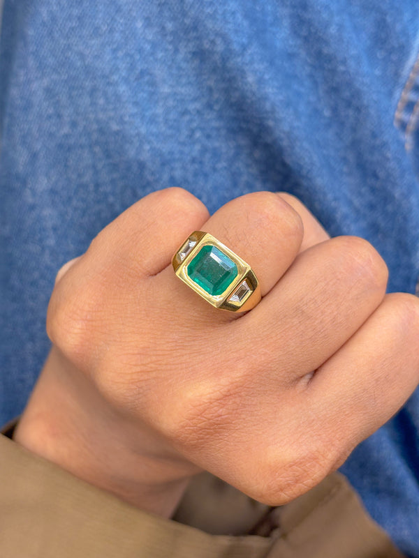 Emerald Diamond Ring