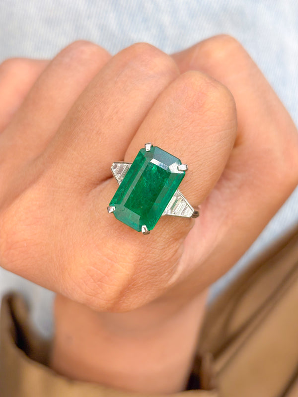 Emerald Diamond Ring