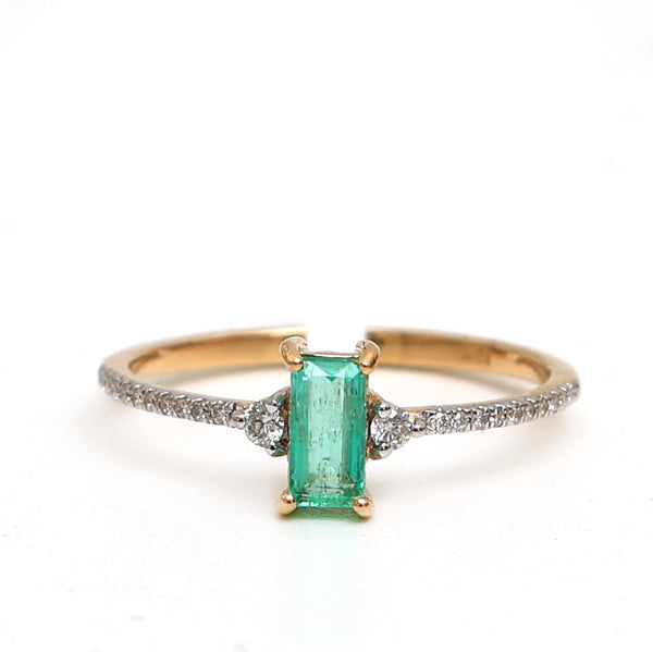 Emerald Diamond Ring