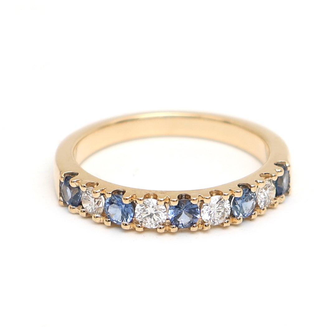 Blue Sapphire Diamond Ring