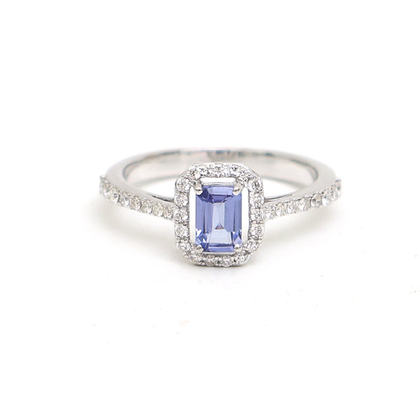 Tanzanite Diamond Ring