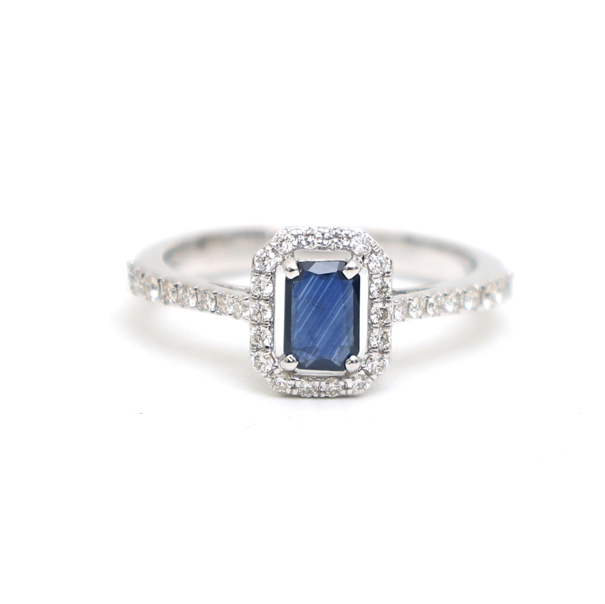 Blue Sapphire Diamond Ring
