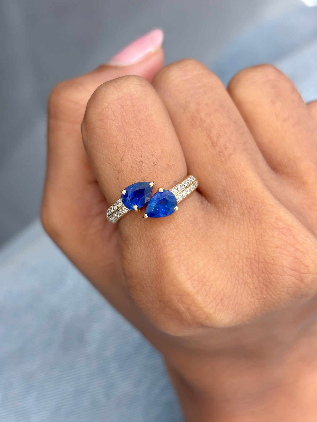 Blue Sapphire Diamond Ring