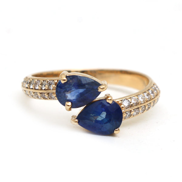 Blue Sapphire Diamond Ring