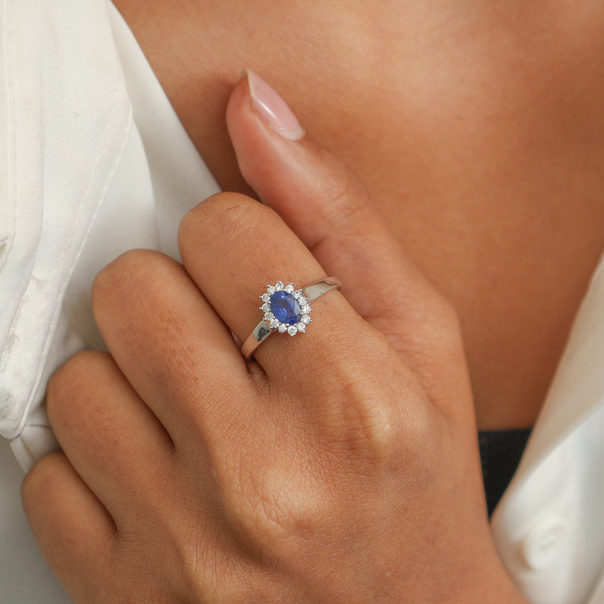 Blue Sapphire Diamond Ring