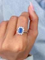 Blue Sapphire Diamond Ring