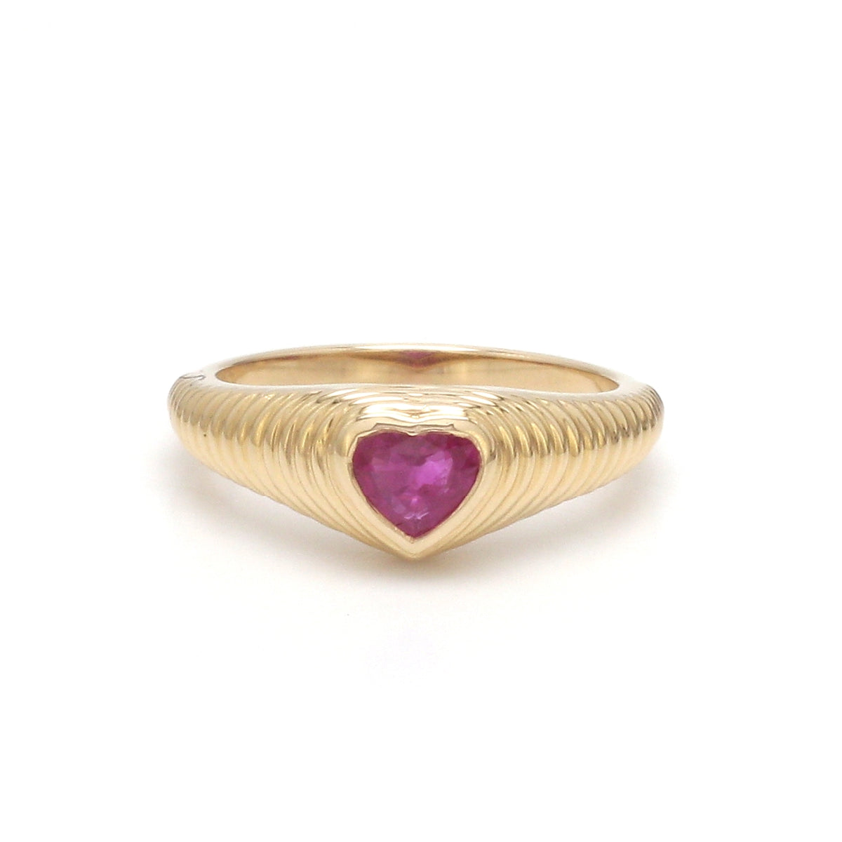 Ruby Heart Ribbed Ring