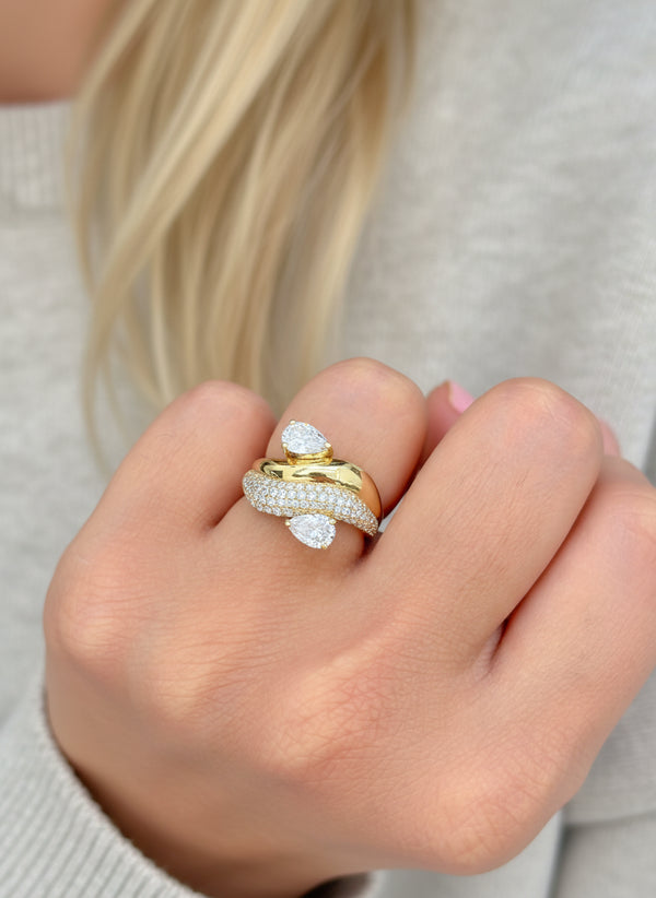 Lab Grown Diamond Pear Round Wave Ring