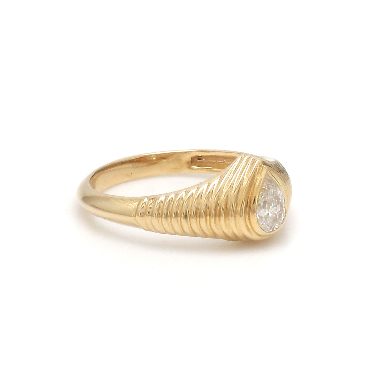 Blue Sapphire Heart Ribbed Ring