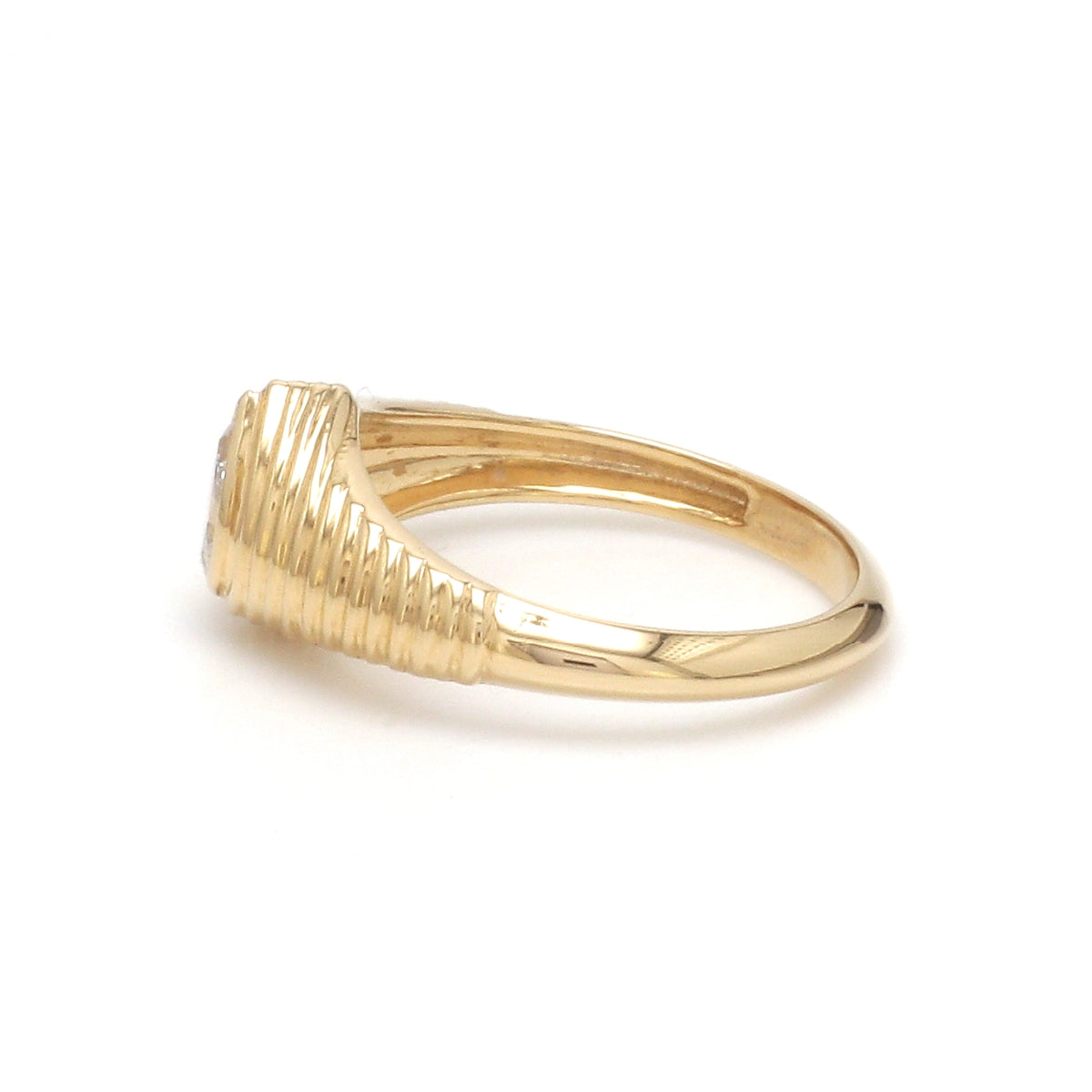 Blue Sapphire Heart Ribbed Ring