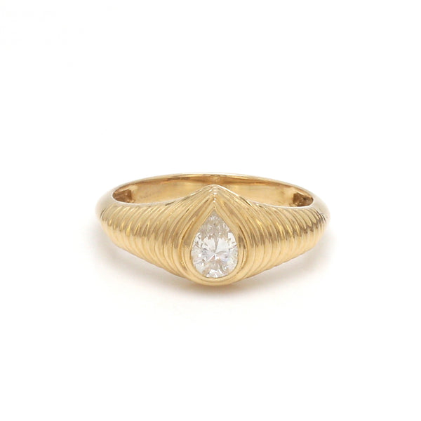 Blue Sapphire Heart Ribbed Ring