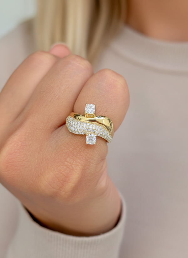 Lab Grown Diamond Cushion Round Wave Ring