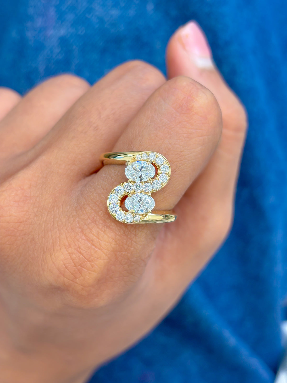 Lab Grown Diamond Oval Wave Ring