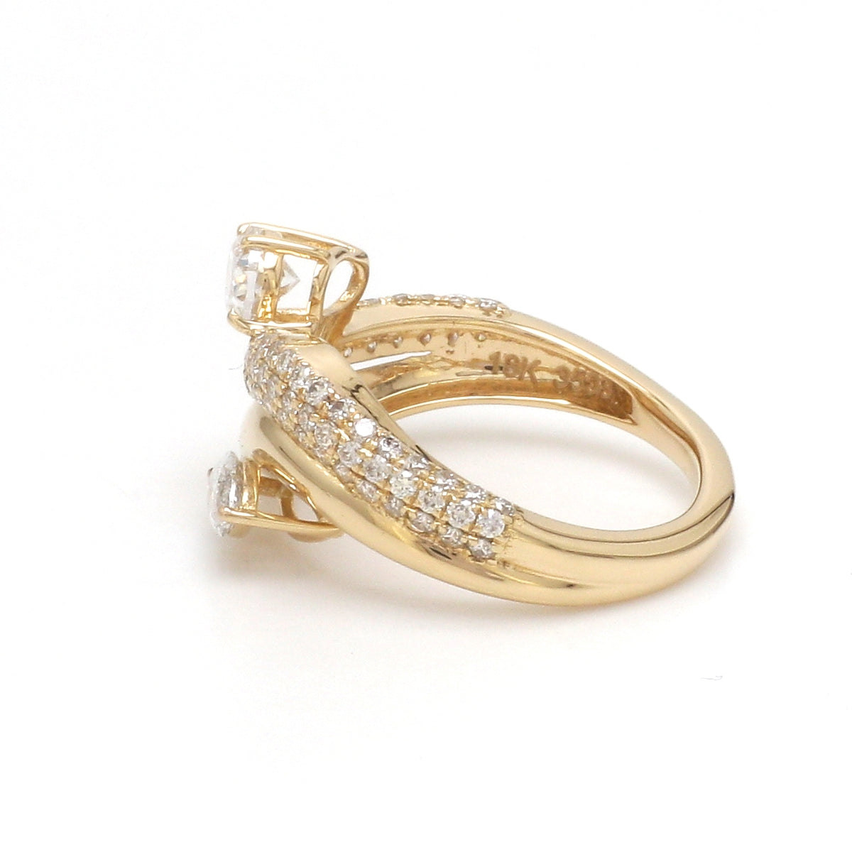 Diamond Pear Oval With Round Wave Ring