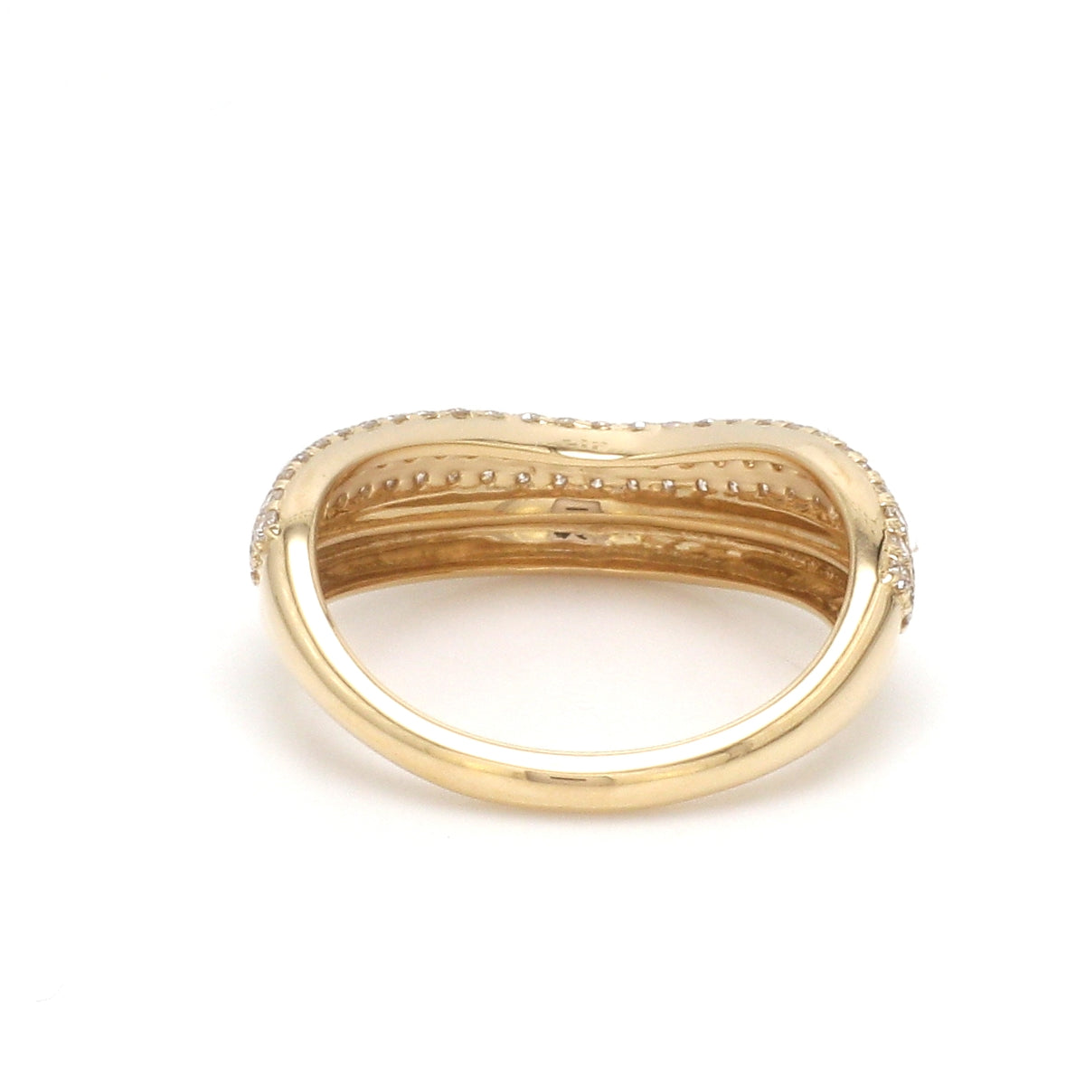 Diamond Round Wave Ring