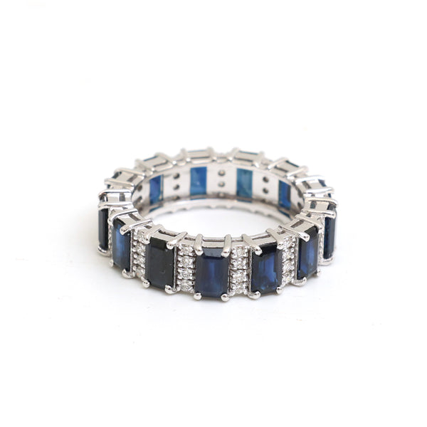 Blue Sapphire Diamond Ring