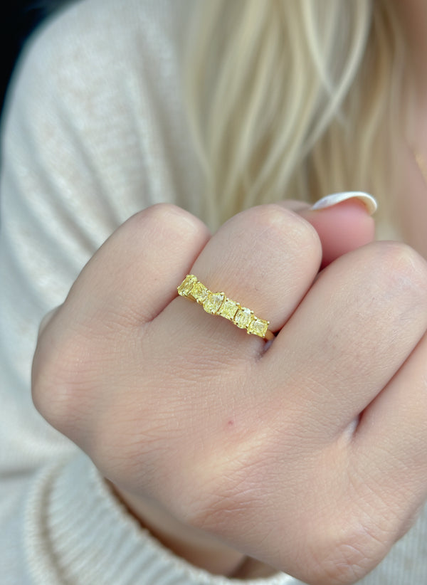 JPRG-3701/9305 Yellow Diamond Ring