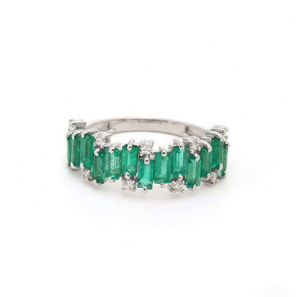 JPRG-3806/9502 Emerald Diamond Ring