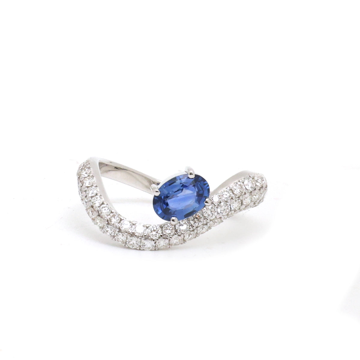 Blue Sapphire Diamond Ring