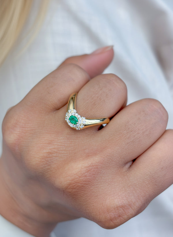 Emerald Diamond Ring