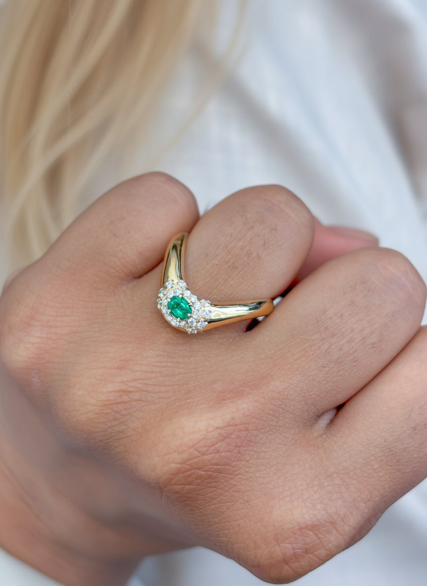 Emerald Diamond Ring