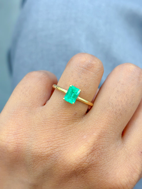 Colombian Emerald Ring