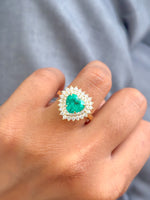 Colombian Emerald Diamond Ring