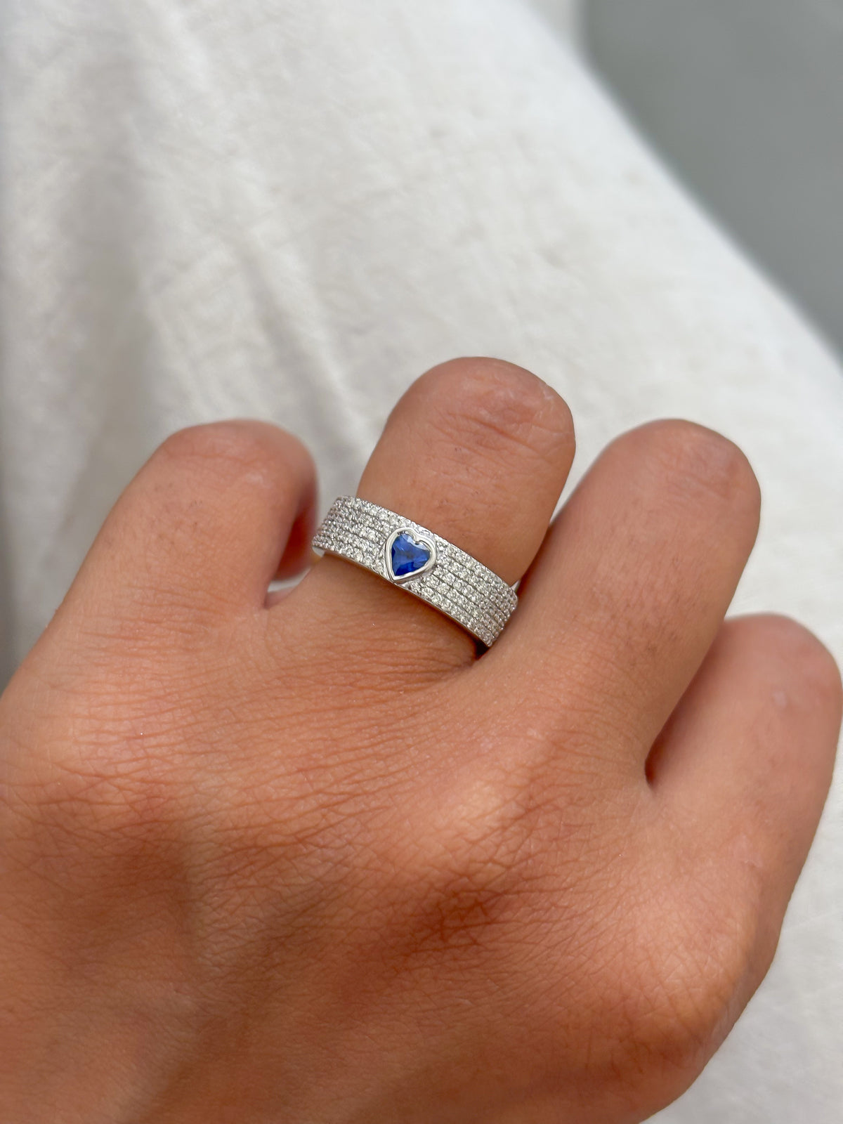 Diamond Blue Sapphire Ring