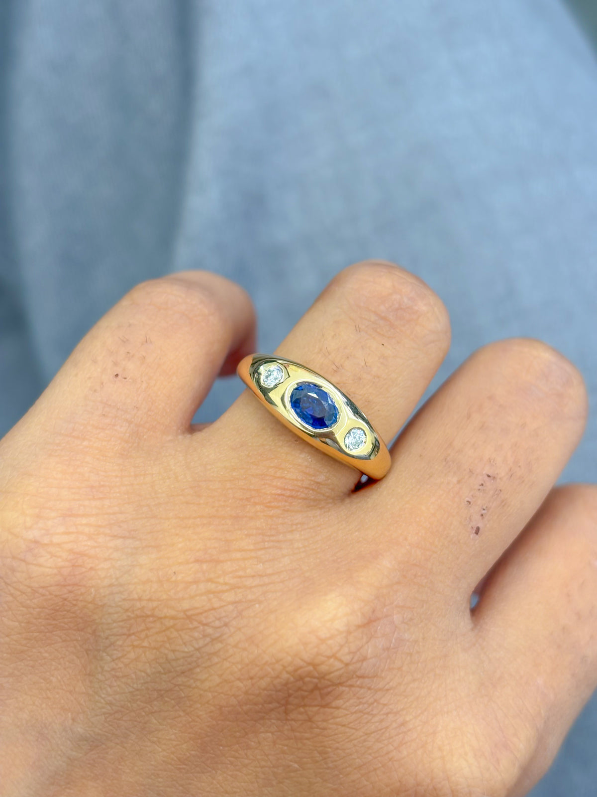 Blue Sapphire Diamond Ring