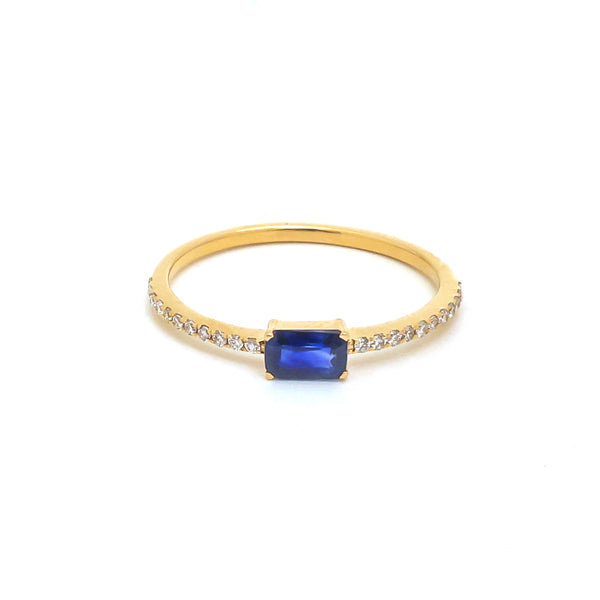 Blue Sapphire Diamond Ring