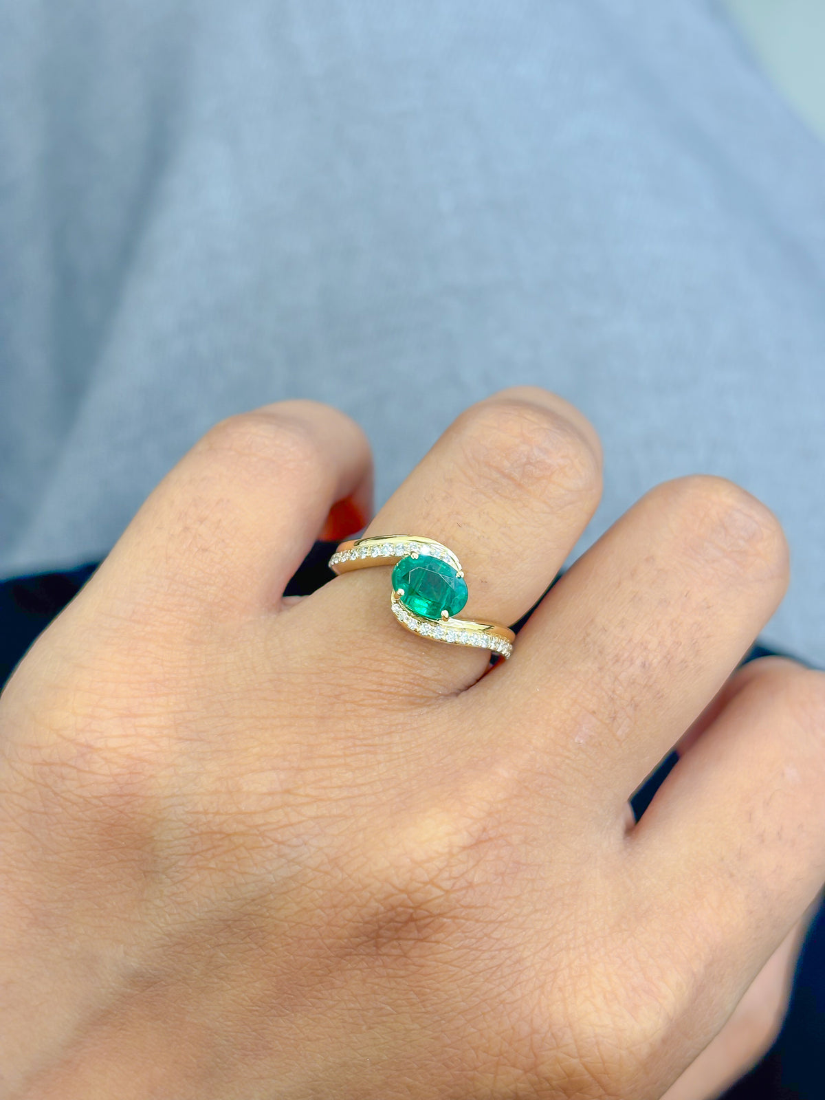 Emerald Diamond Ring