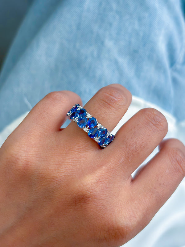Blue Sapphire Diamond Ring