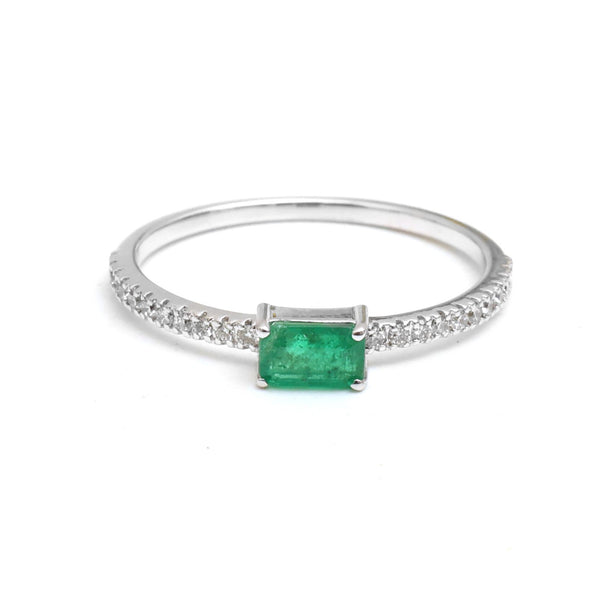 Emerald Diamond Ring