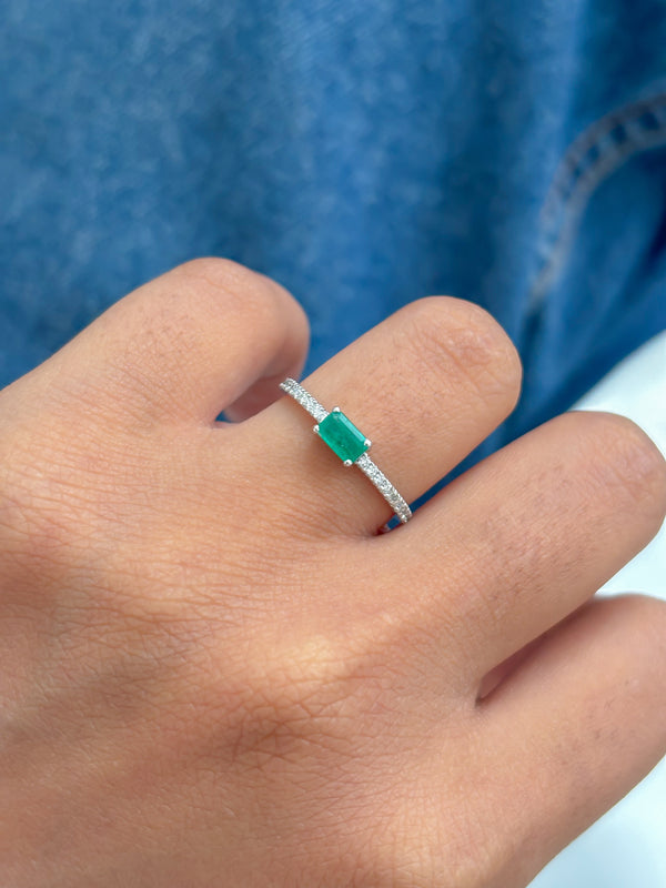 Emerald Diamond Ring
