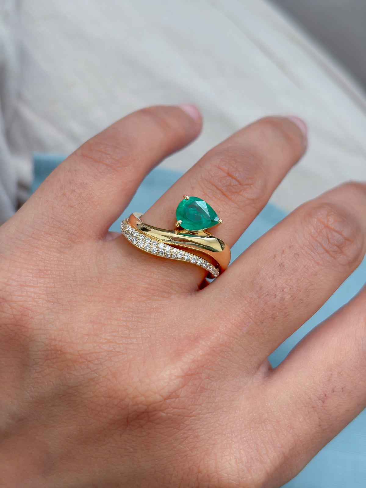 Emerald Diamond Ring