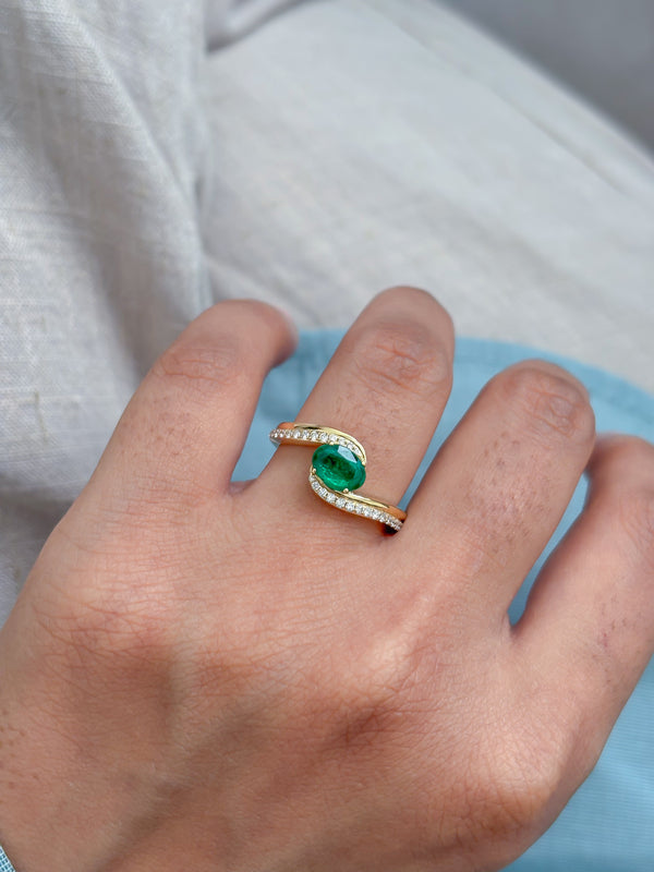 Emerald Diamond Ring