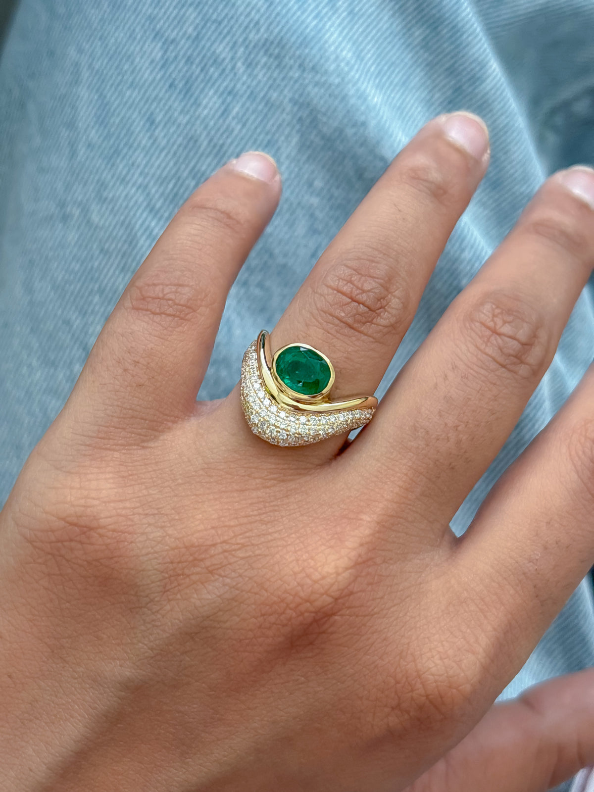 Emerald Diamond Ring